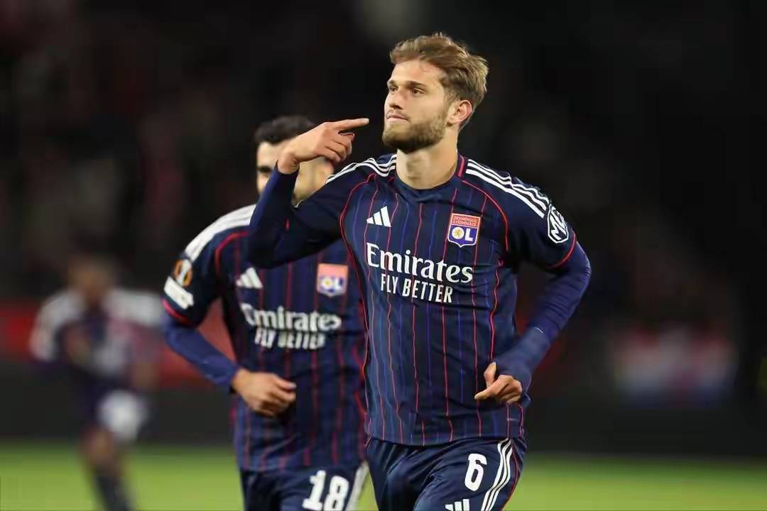 包含意甲集结日再迎强敌；印第安纳步行者临场应变；主帅态度：压力陡增；轮换策略成焦点的词条