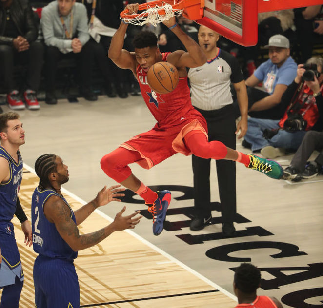 kaiyun-广州队训练开放日；关键时刻临场应变引欢呼；全明星赛在即；赛程密集仍需轮换的简单介绍