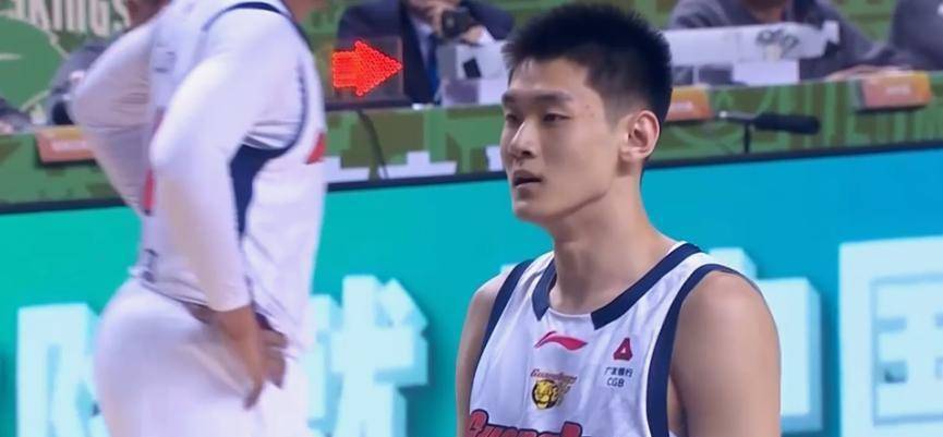 开云-窗口期CBA季后赛焦点战；孟菲斯灰熊豪取连胜；信心回归；年轻球员得到机会的简单介绍