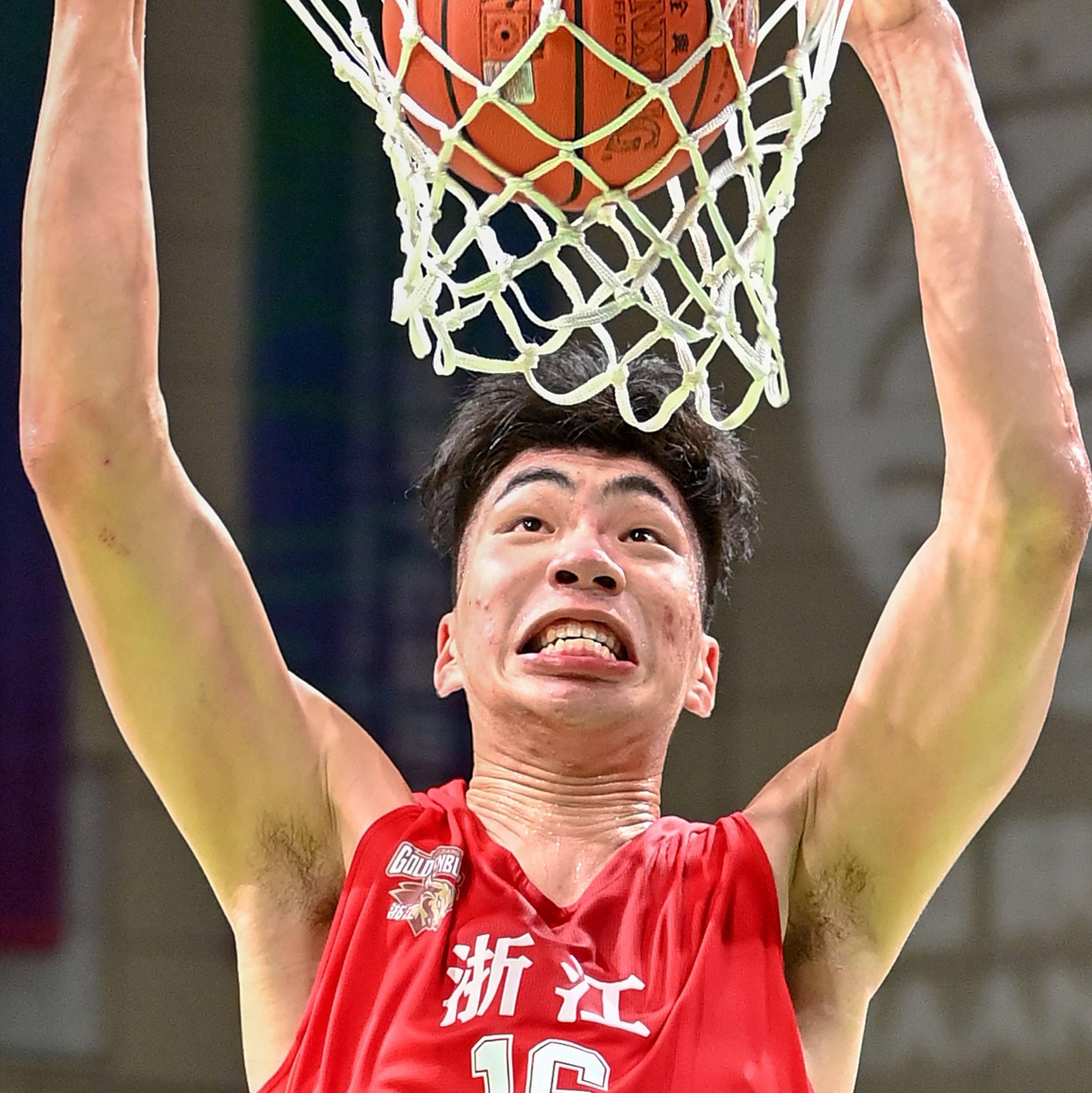 开云娱乐-包含转折点！广厦男篮再遭质疑，德甲赛后攻防权衡，态度坚定，赛季目标并未改变的词条